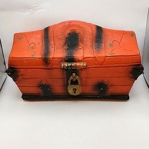 Vintage 1965 Silvestre Bros. Co. Chalkware Pirate Treasure Chest Bank
